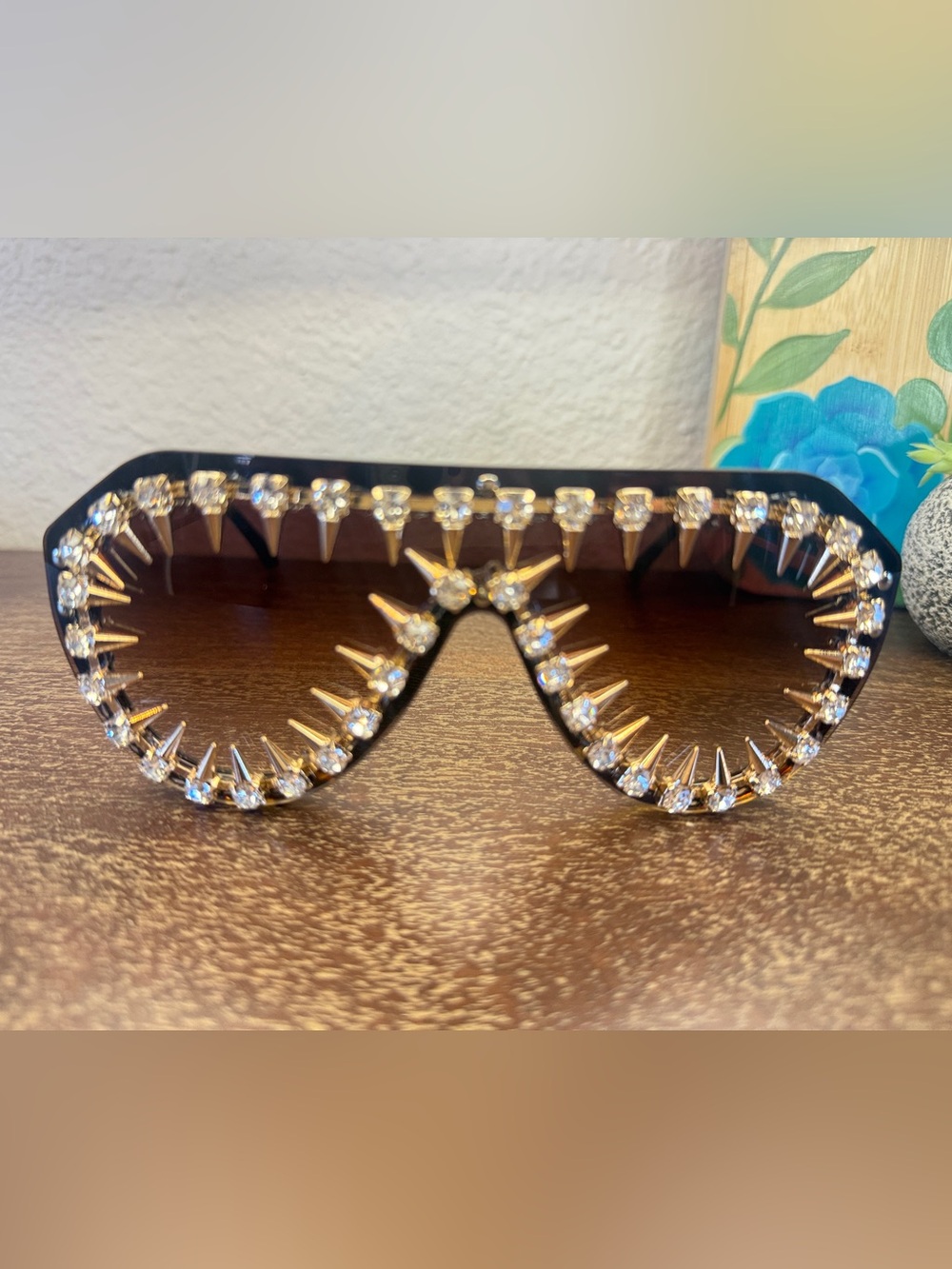 Sunglasses - Rocker Ice Fun Shades - Picture 5 of 16